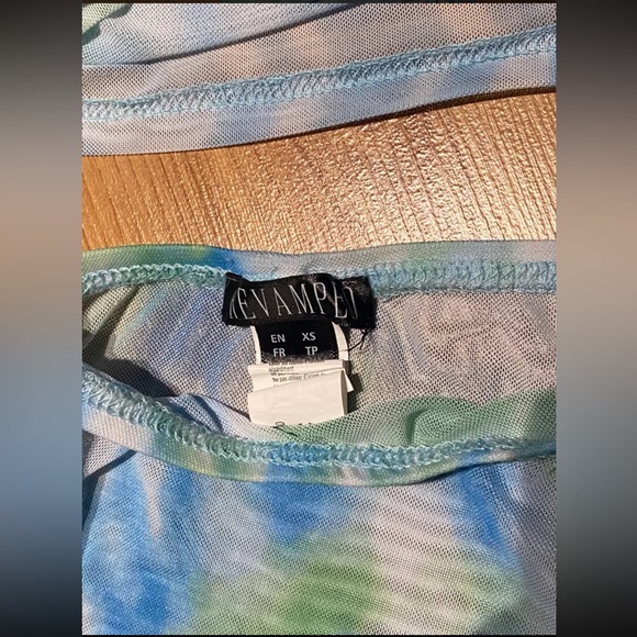 Revamp beach wear cover up - Picture 2 of 4